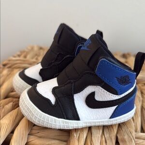 Nike Black and Blue Sneakers High-Top Design